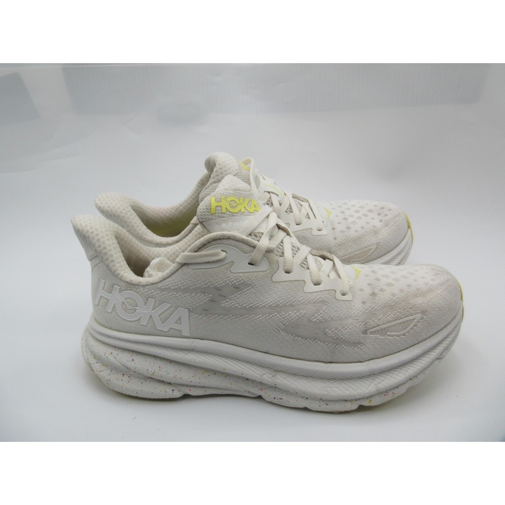 Hoka One One Clifton 9 Road Running Shoes Womens Size 9 White Cushioned